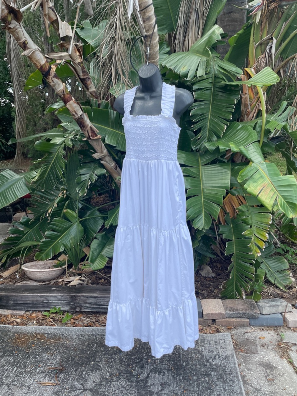 Abercrombie, ruffled white dress